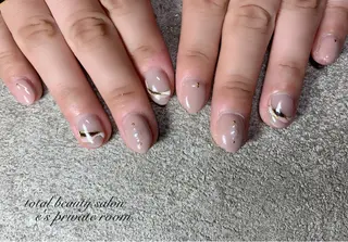 ネイル LAVISH nail salonのネイルデザイン
