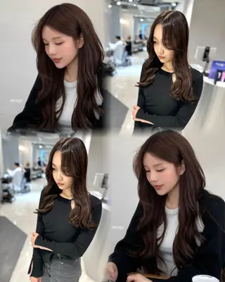 セミロング カラー ハッシュカット レイヤー池袋のヘアスタイル