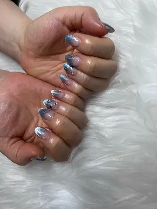 ネイル Nailsalon petille所属・Ｈ azのネイルデザイン