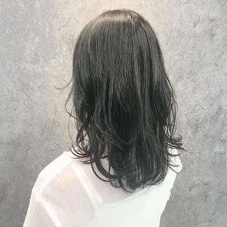 ミディアム 所渉/韓国レイヤー /ウルフカットのヘアスタイル