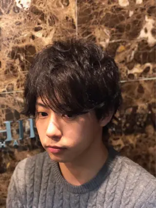 ショート パーマ メンズ 岡本 耕太郎のヘアスタイル