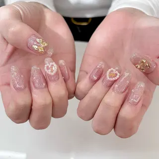 ネイル ネイルサロンアジアン池袋店所属・林 夏萌のネイルデザイン