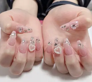 ネイル はな💎ネイル ワンホン、長さ出しのネイルデザイン