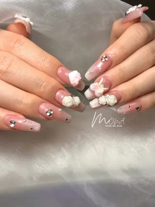 ネイル Nailsalon MONA.のネイルデザイン