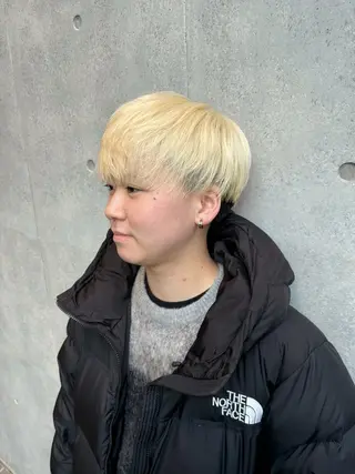 ショート カラー メンズ しほ/ハイトーン/ メンズパーマ/バンドのヘアスタイル