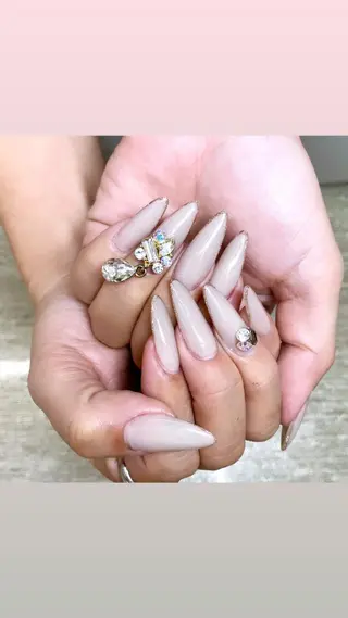 ネイル nail Eclat所属・志賀野 美喜のネイルデザイン