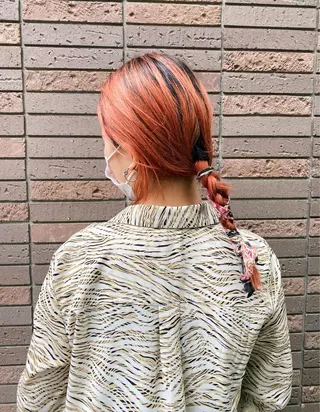 ミディアム カラー レイヤーウルフ エクステ磯部のヘアスタイル