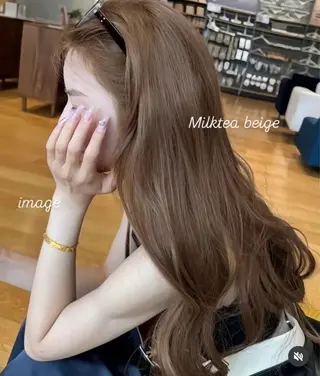 セミロング Nanami / ベージュ/グレージュのヘアスタイル