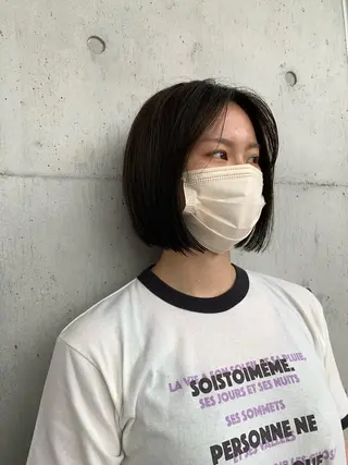 ショート カラー カネコ ユカリのヘアスタイル