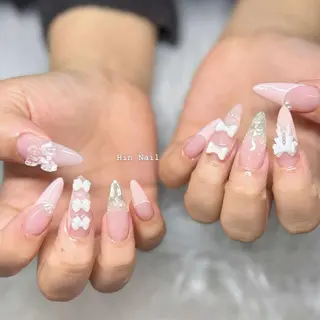 ネイル HIN NAILのネイルデザイン