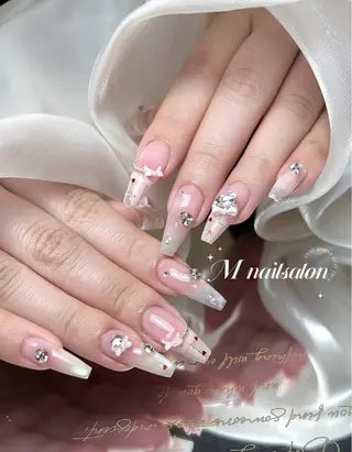 ネイル M🌷nail 長さだし専門店のネイルデザイン