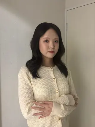 ミディアム enrich / キタガワ カノンのヘアスタイル