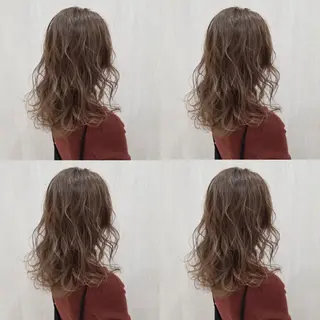 セミロング カラー ヘアアレンジ 🦋韓国ヘア 坂本 菜摘🦋のヘアスタイル