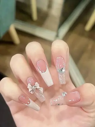 ネイル M🌷nail 長さだし専門店のネイルデザイン