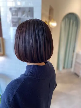 ショート カラー レイヤーカット✨ 艶髪藤野のヘアスタイル
