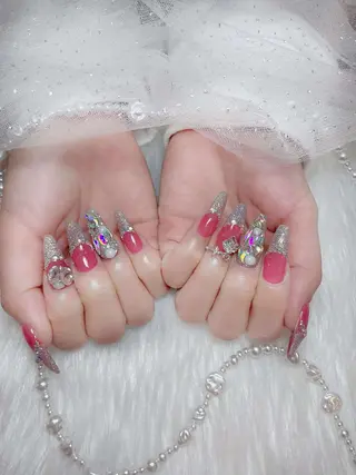 ネイル Queen Nail Salon所属・Queen Nail Salonのネイルデザイン