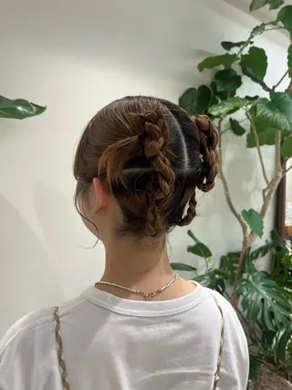 ミディアム ボブパーマ／アレンジ Onのヘアスタイル