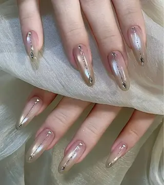 ネイル Tini ANA.CHUOのネイルデザイン