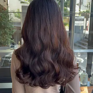セミロング タンバルモリパーマ 礒井メンキのヘアスタイル