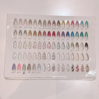 ネイル classic 新横浜所属・山田 暉のネイルデザイン