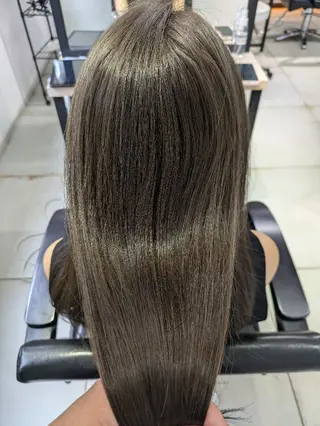 ロング AKAMEE 表参道所属・✨360°褒められ ヘア✨️井上雄輝のヘアスタイル