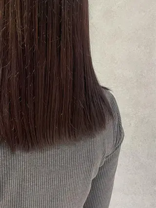 セミロング yumemiレイヤー ✴︎ 透明感カラーのヘアスタイル
