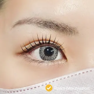 マツエク・マツパ Room beautysalon所属・Room   〔 YUI 〕のマツエク・マツパデザイン