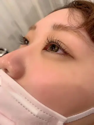 パーマ yur【ユル】 梅田店のマツエク・マツパデザイン