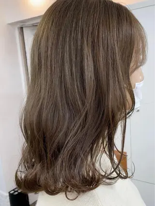 ミディアム 🌼たけや みのり🌿のヘアスタイル