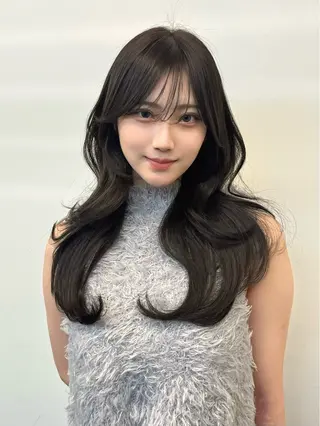 セミロング カラー 大宮レイヤーカット ハッシュ　柏崎颯刀のヘアスタイル