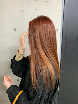 セミロング casane所属・暖色・前髪カット 🎗️佐藤ゆみこのヘアスタイル