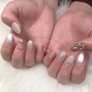 ネイル 西岡 杏のネイルデザイン