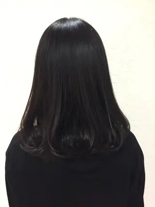 ミディアム パーマ 奥野 紗弓のヘアスタイル