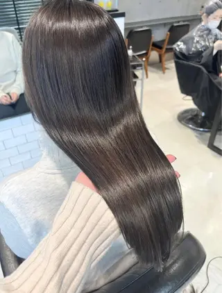 ロング カラー パーマ ヘアアレンジ 透明感/オリーブ/ グレージュ/YUKAのヘアスタイル