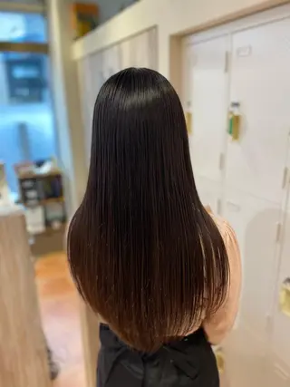 ロング 🍀艶髪.美髪🍀 岡部恒輝のヘアスタイル