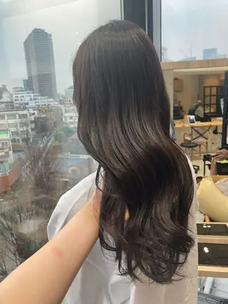 ロング ✨色持ちの良い艶 カラー✨蟹江真世のヘアスタイル
