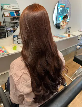 カラー イシイ ハルナ 🤍のヘアスタイル