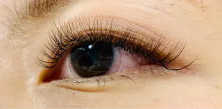 マツエク・マツパ RALLY＋所属・RALLY＋オーナー 橘のマツエク・マツパデザイン