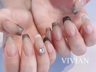 ネイル VIVIAN リサのネイルデザイン