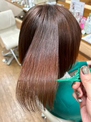 ミディアム 神谷 千明のヘアスタイル