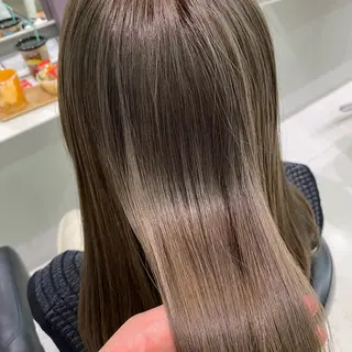 カラー 【GUK】 🌻RINA🌻のヘアスタイル