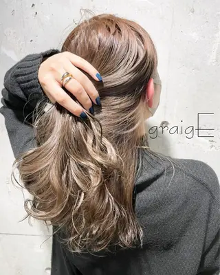 セミロング カラー YU-KA ✂︎ROSSOのヘアスタイル