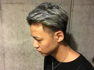 ショート カラー 店長/mao/ 前髪/顔周りカットのヘアスタイル