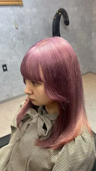 セミロング カラー VeRO所属・VeRO ヒュウミのヘアスタイル