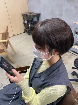 ショート カラー シミズ アスカのヘアスタイル