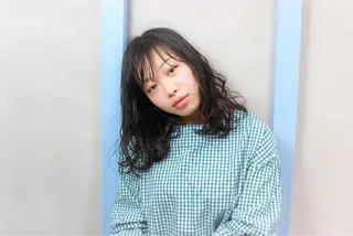 ミディアム 所渉/韓国レイヤー /ウルフカットのヘアスタイル