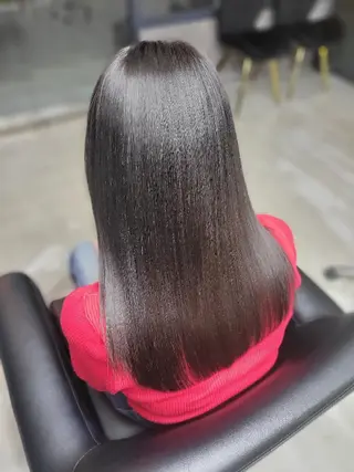 セミロング schwarz所属・schwarz  黒森一馬のヘアスタイル