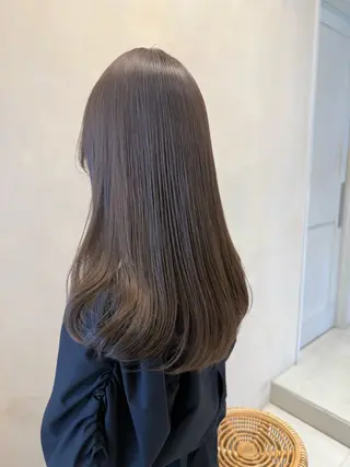 ロング 🎀やわらかカラー/ 艶カラー/よこやまのヘアスタイル