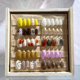 ネイル 新井 ひなののネイルデザイン