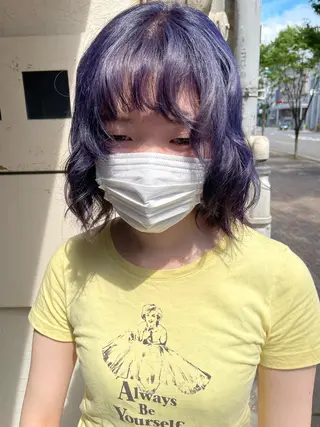 ミディアム カラー tomo🍒パーマ ハイトーン似合わせのヘアスタイル